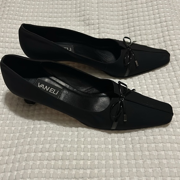 Vaneli Black Square Toe Kitten Heels Bow Size 10N - Picture 9 of 12